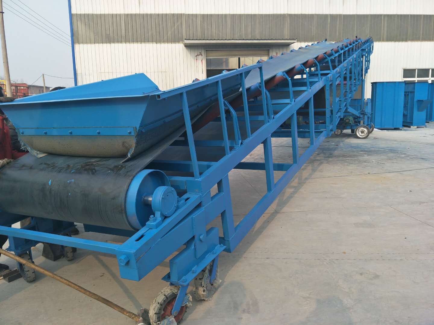 伸縮皮帶機(jī)