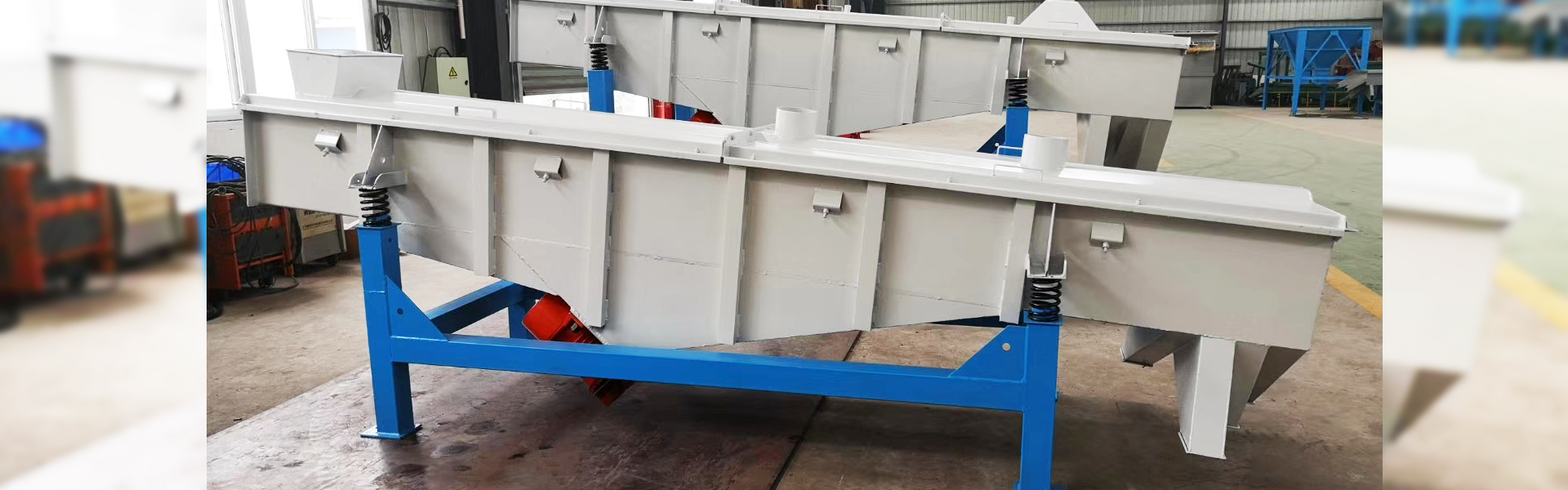 斗式提升機(jī)-皮帶輸送機(jī)-滾筒篩-振動(dòng)篩-鏈斗機(jī)制造廠(chǎng)家-東震輸送機(jī)械制造有限公司